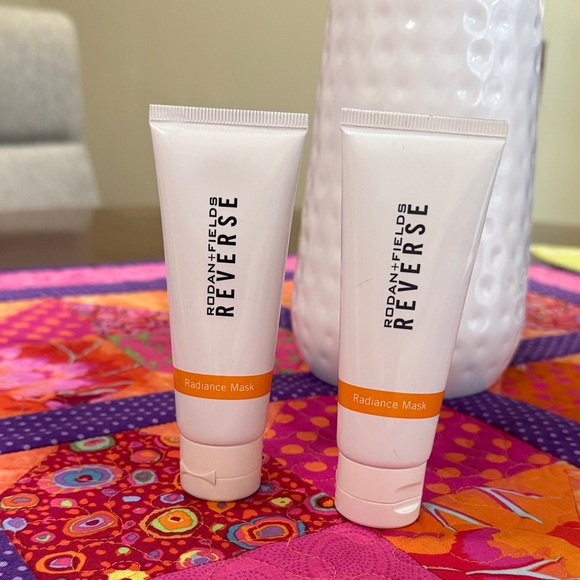 Rodan + Fields Reverse Radiance Mask - Picture 3 of 3